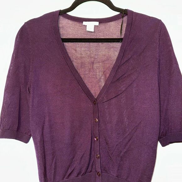 H&M Women’s Small Dark Plum Purple V Neck Elbow Length Sleeve Cardigan EUC - Picture 3 of 8